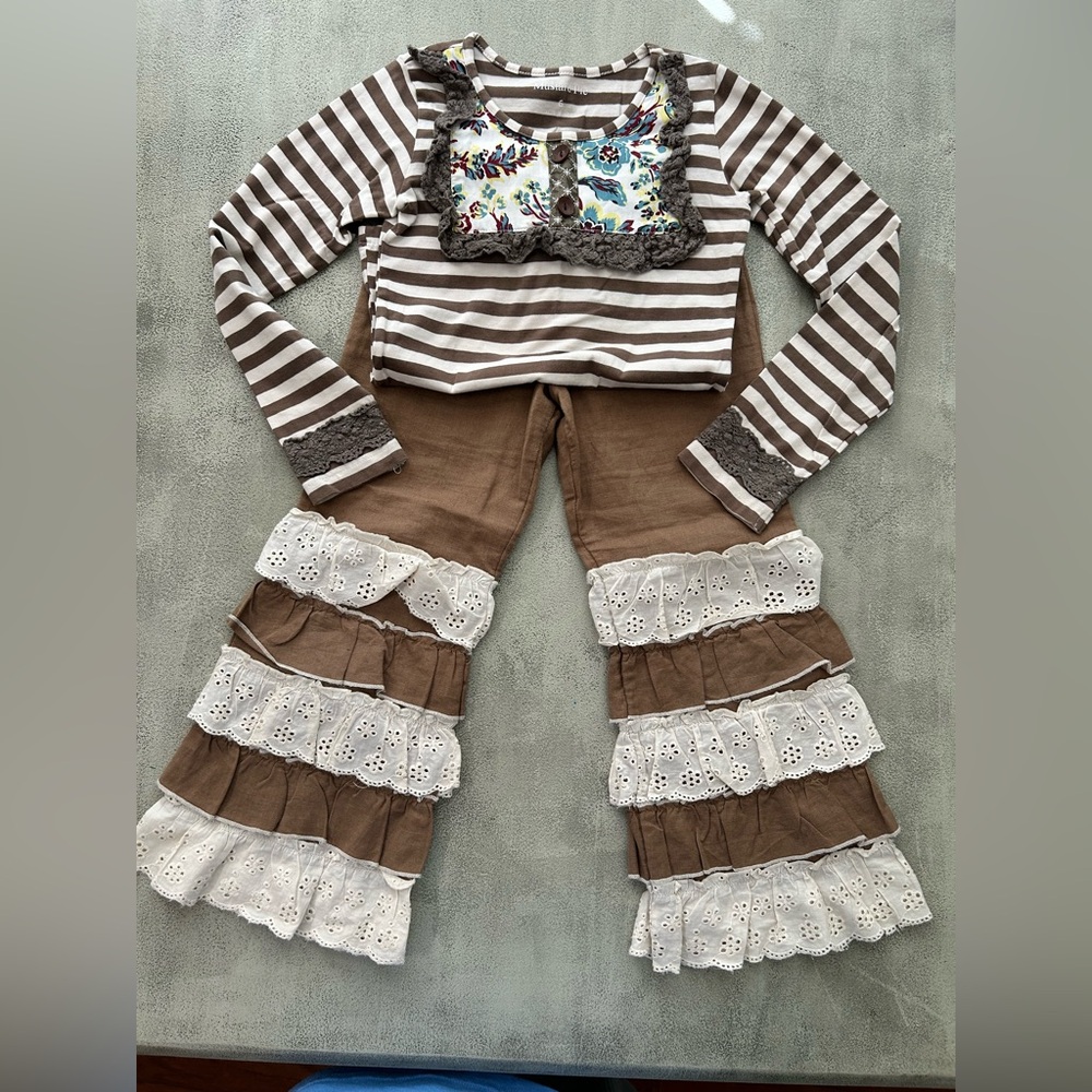 Mustard pie top and pants
